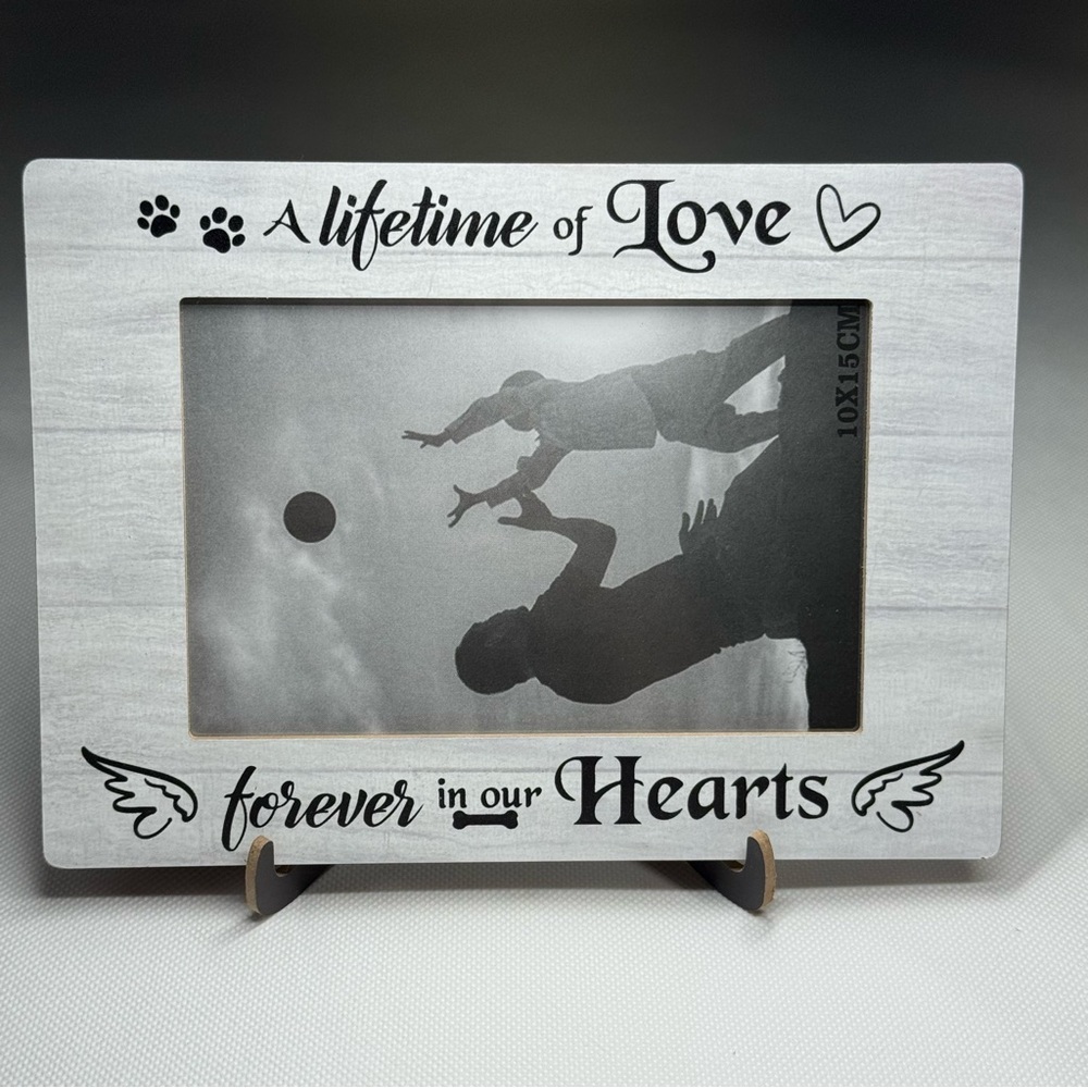 Pet memorial picture frame